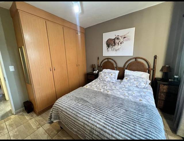 2 BEDROOM TOWNHOUSE FOR SALE IN SUNWARD PARK